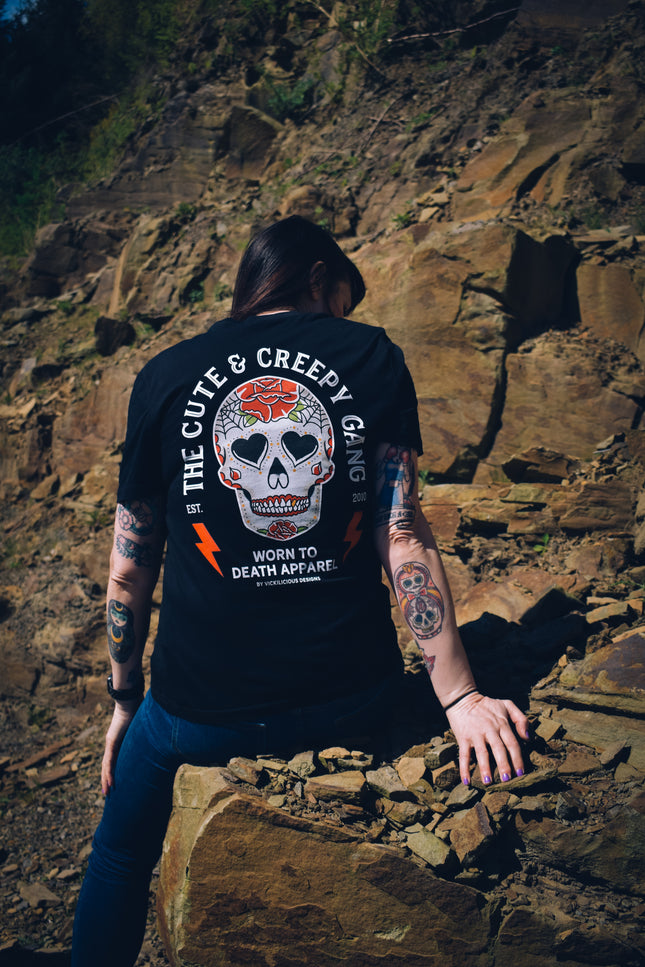 Cute & Creepy Gang red rose Dead Cute Sugar Skull black T-shirt - front and back print